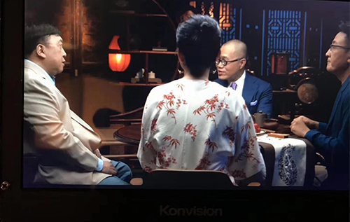 著名电视节目《锵锵三人行》制作现场